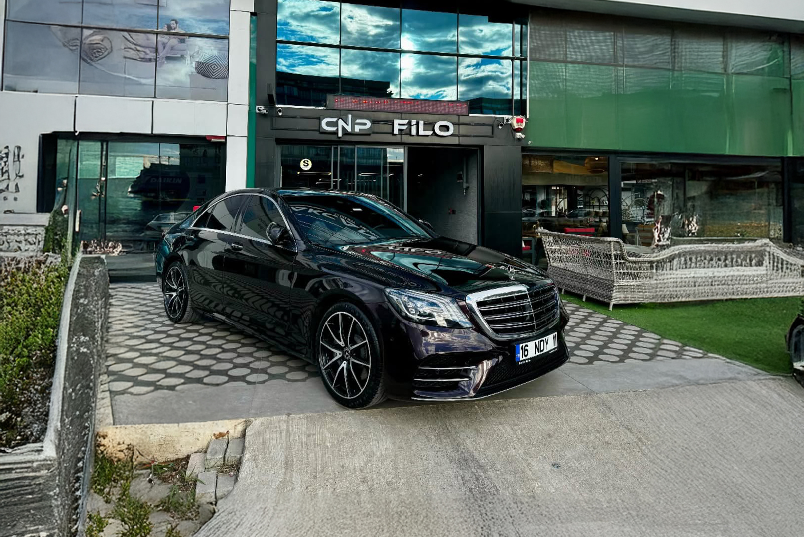 CNP Filo Showroom